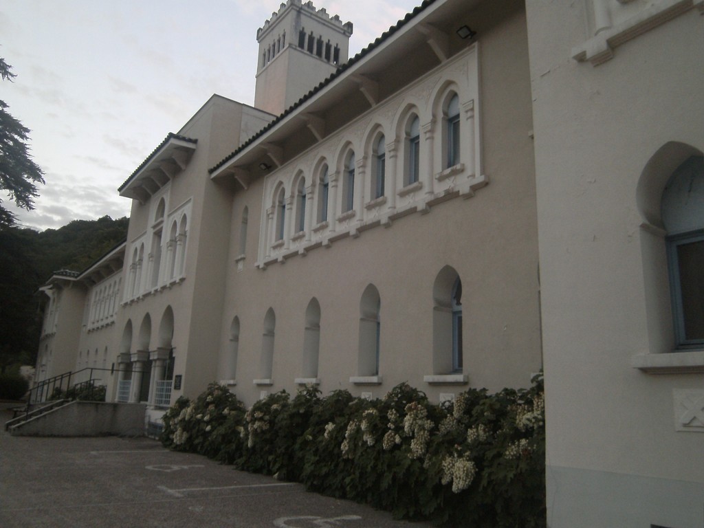 Les thermes Les thermes de la station