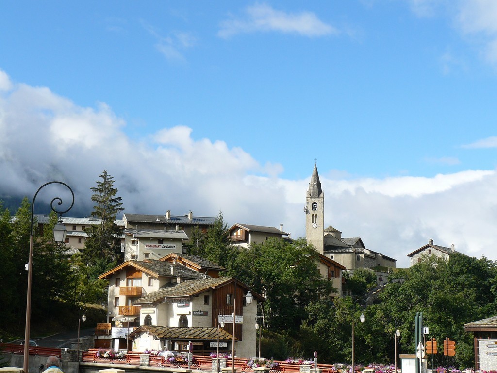 Lanslevillard