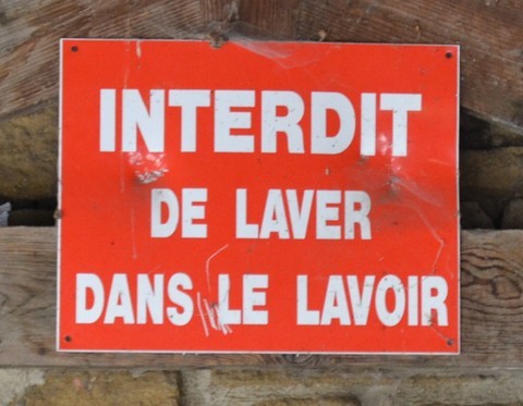 Lavoir interdit