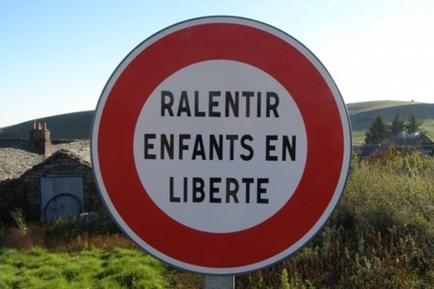 Enfants ralentir